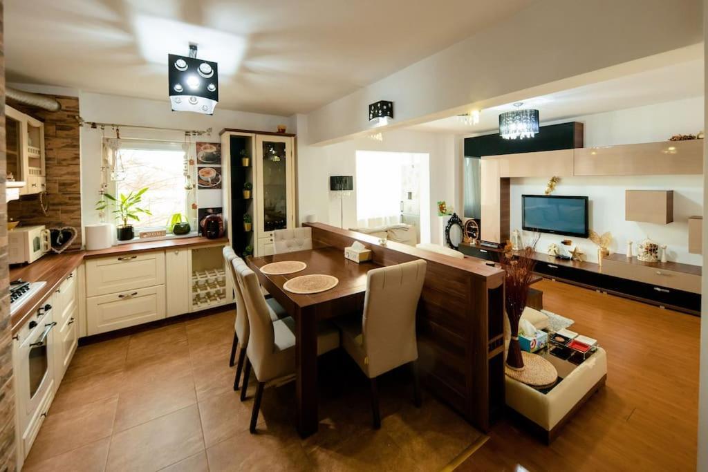 Apartament Lux Crialy - 75 M2 - Free Parking Timișoara Zewnętrze zdjęcie